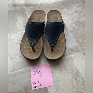 SHEIN NAVY and Tan Sandals